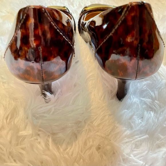 💥Host Pick!💥 Cole Haan Helena Patent Leather Square Toe Kitten Heels - Picture 8 of 11